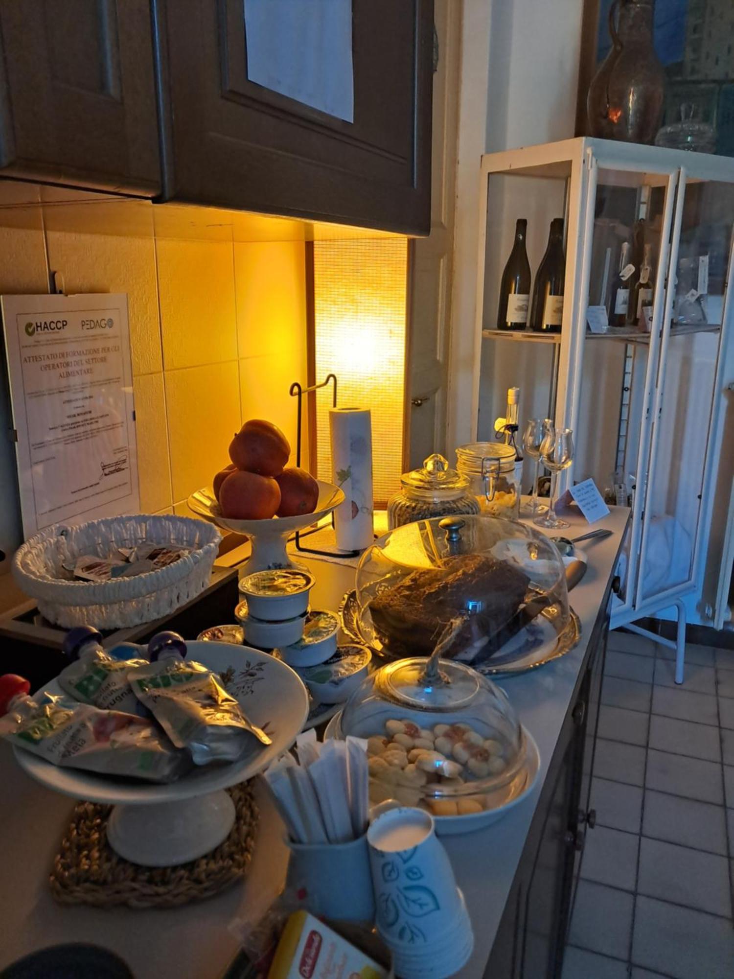 Bed & Breakfast Chiara San Sebastiano Curone Exterior photo